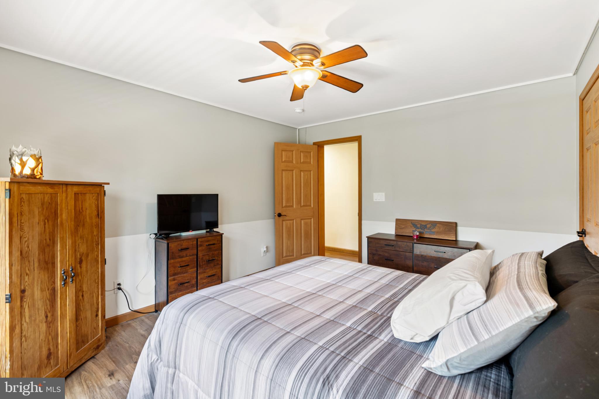 LAUGHEAD LANE - Residential