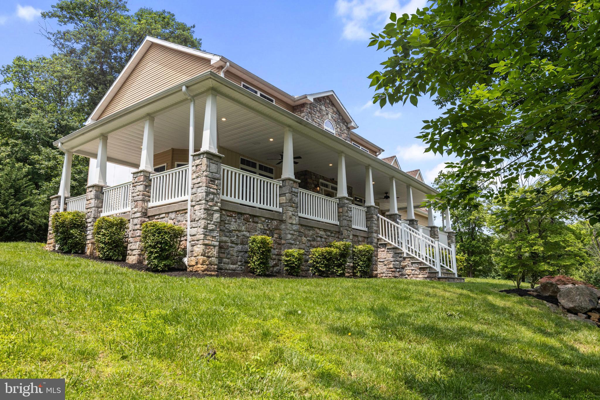 LAUGHEAD LANE - Residential