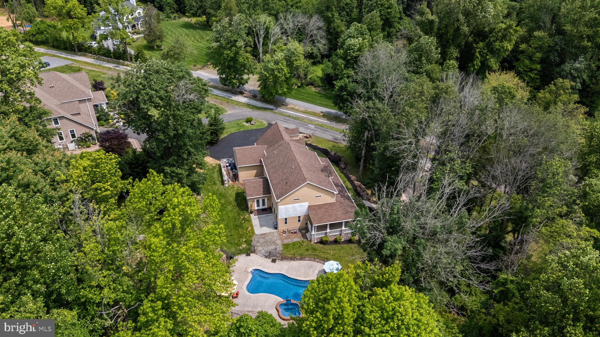 LAUGHEAD LANE - Residential