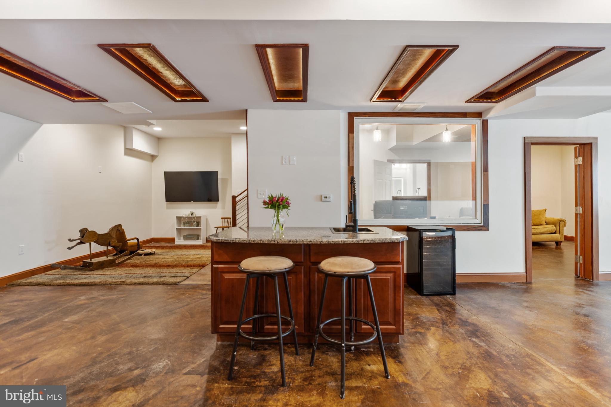 LAUGHEAD LANE - Residential