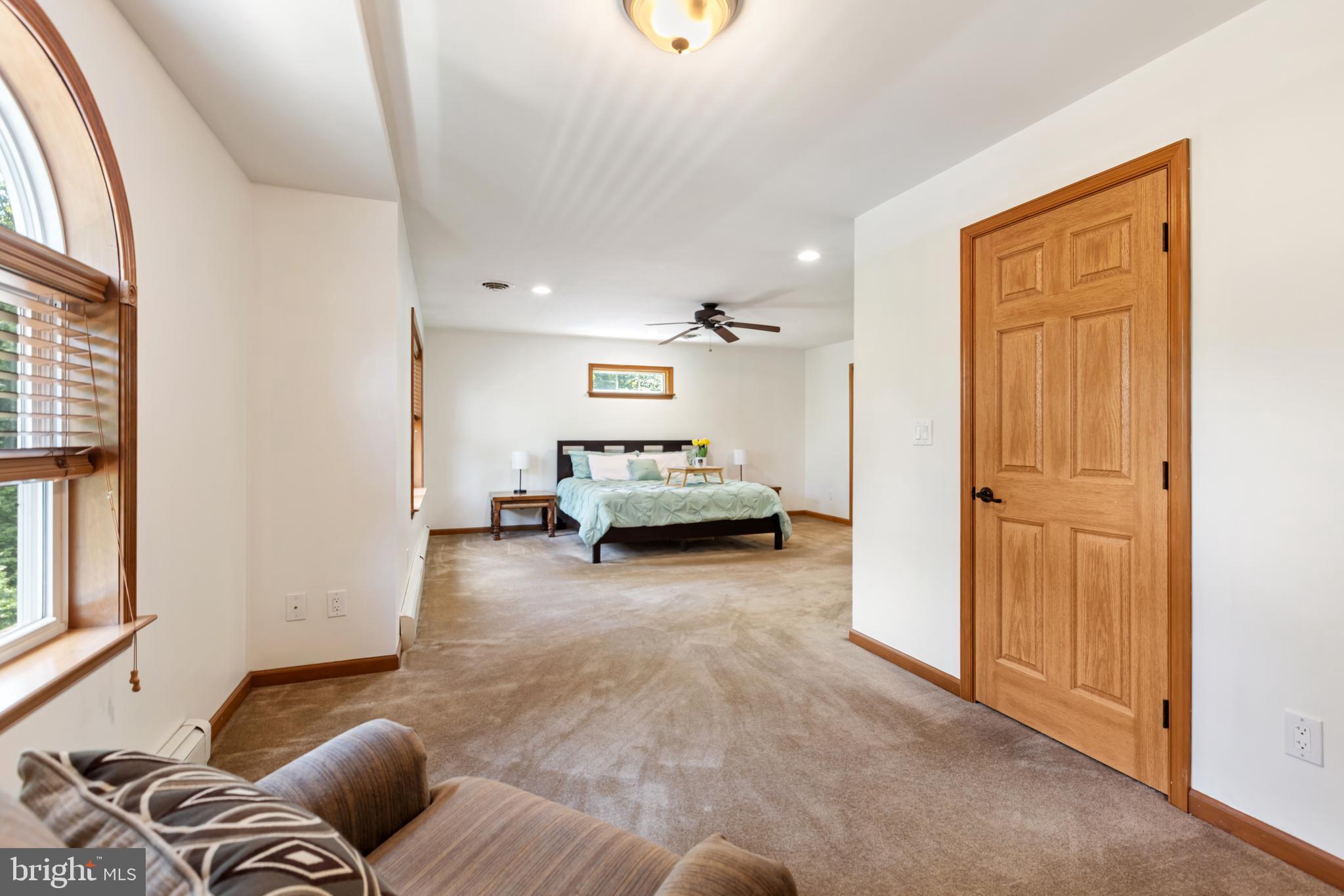 LAUGHEAD LANE - Residential