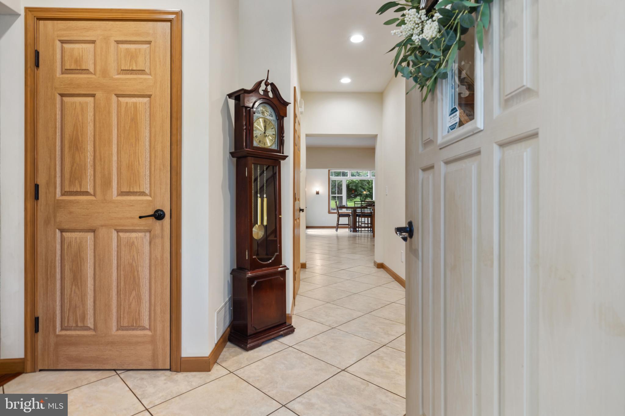 LAUGHEAD LANE - Residential