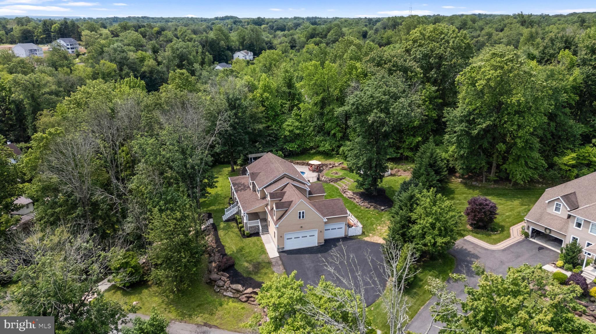 LAUGHEAD LANE - Residential