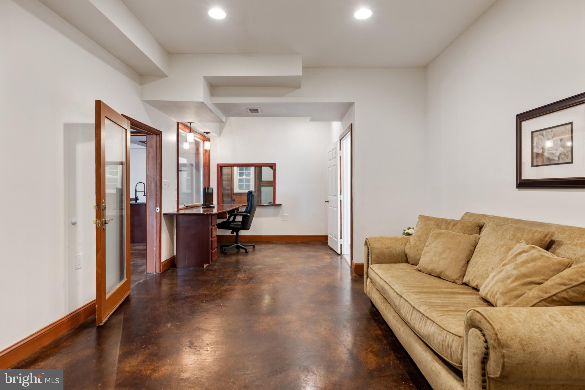 LAUGHEAD LANE - Residential