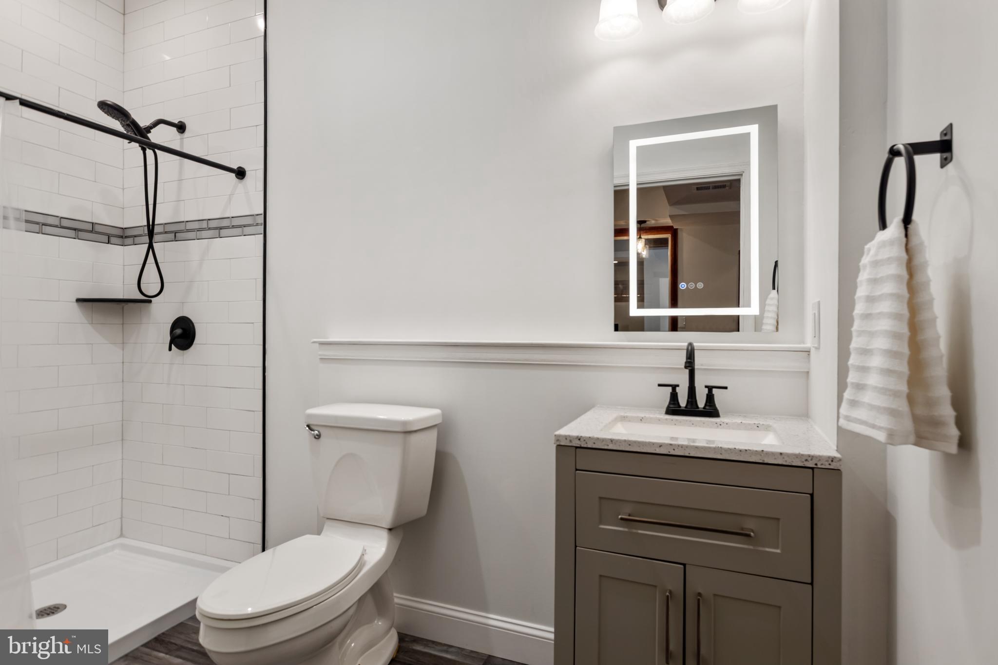 LAUGHEAD LANE - Residential