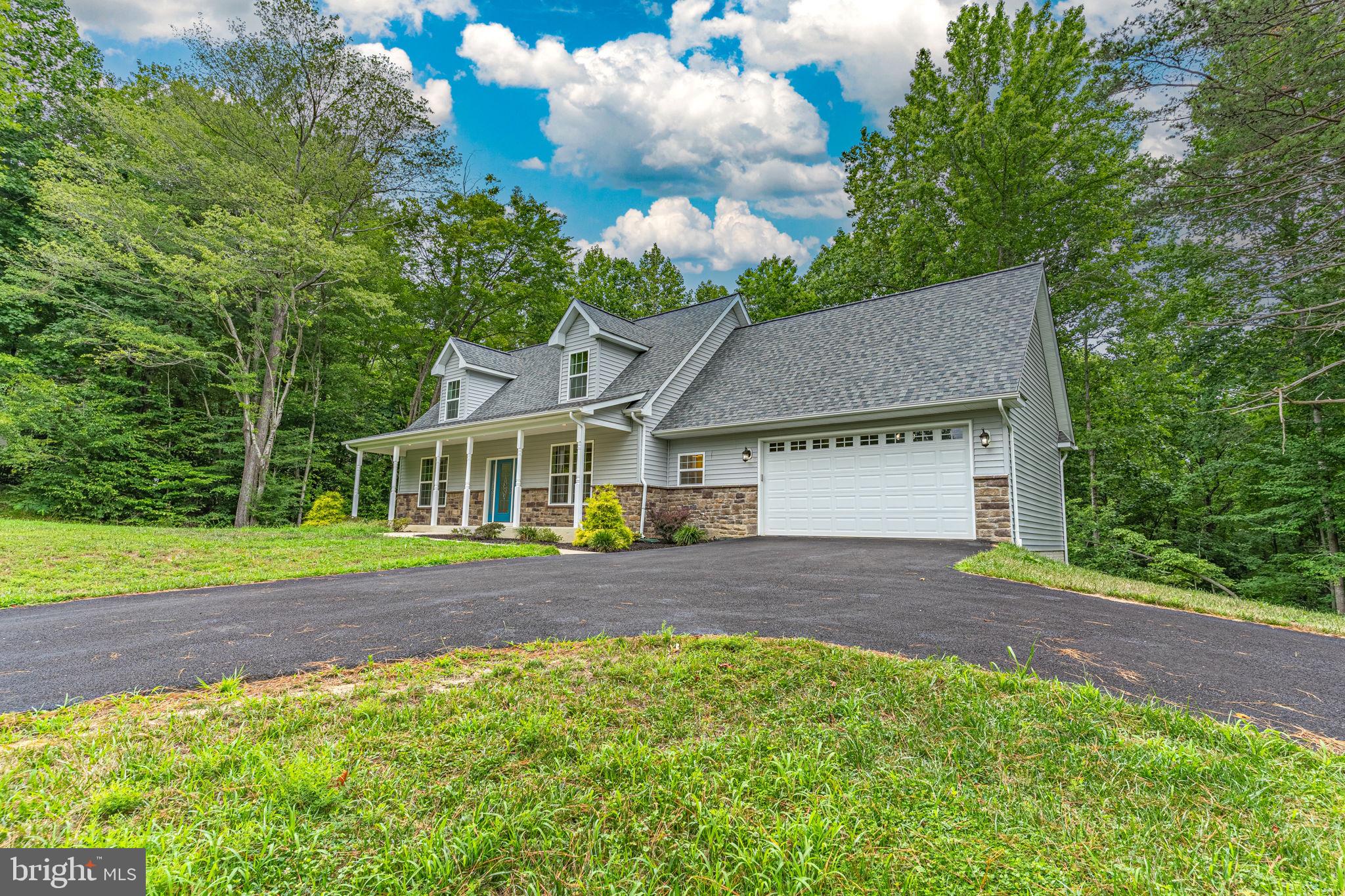 LAKE RIDGE - Residential