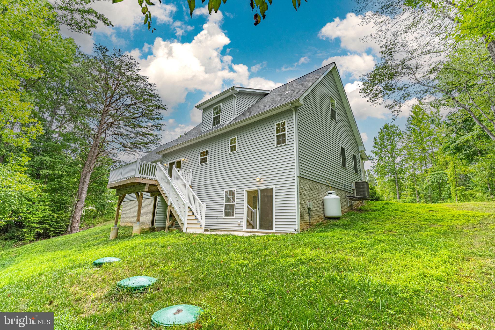 LAKE RIDGE - Residential