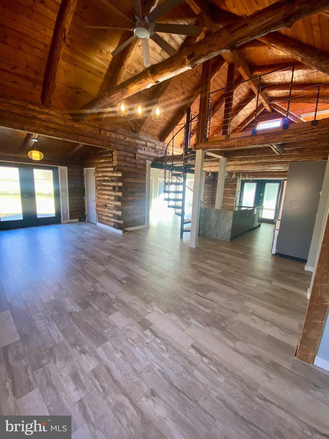 112 ENGLAND RUN LANE