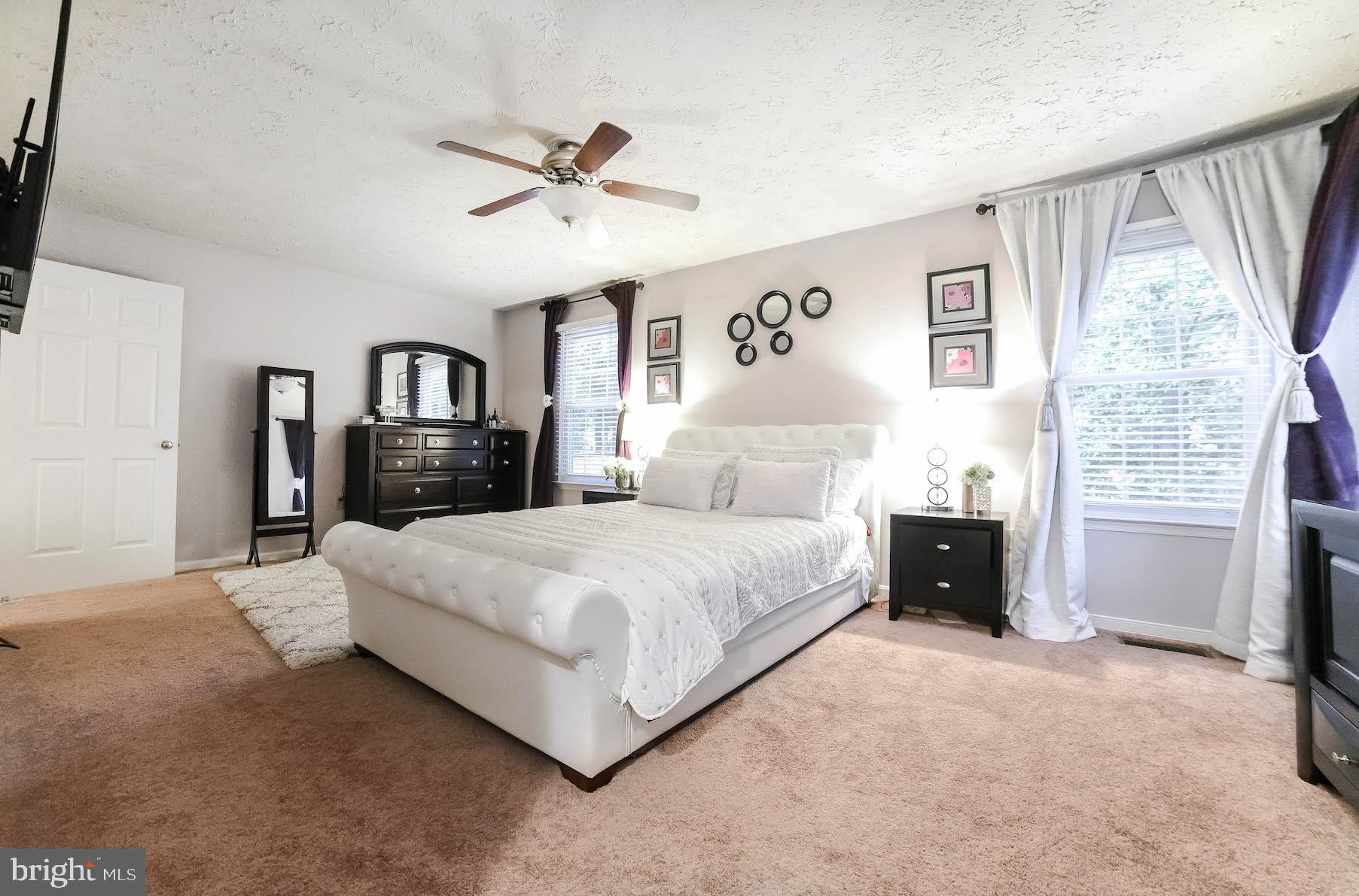 HAMPSHIRE - Residential