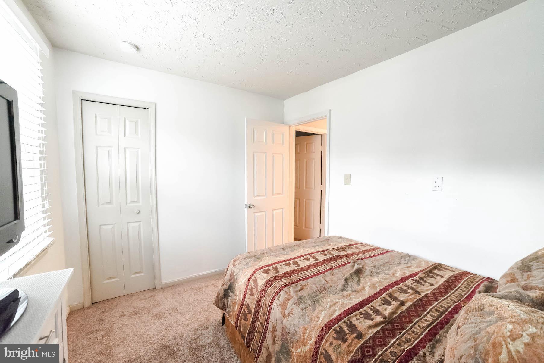 HAMPSHIRE - Residential