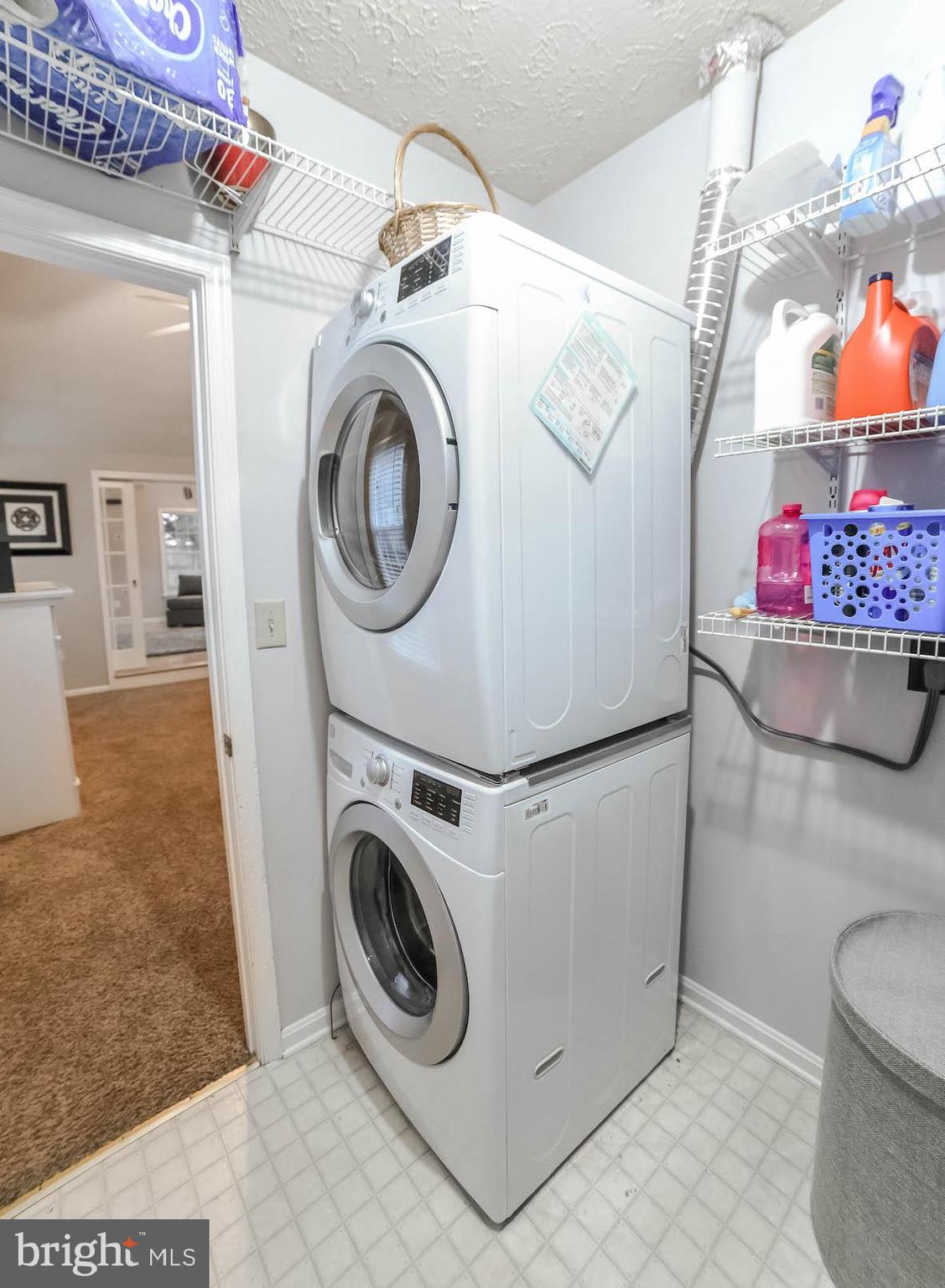 HAMPSHIRE - Residential