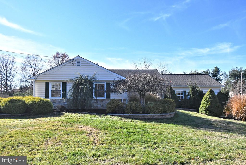 Photo of 1650 Janney Terrace, LANGHORNE, PA 19047 (MLS # PABU2110094)
