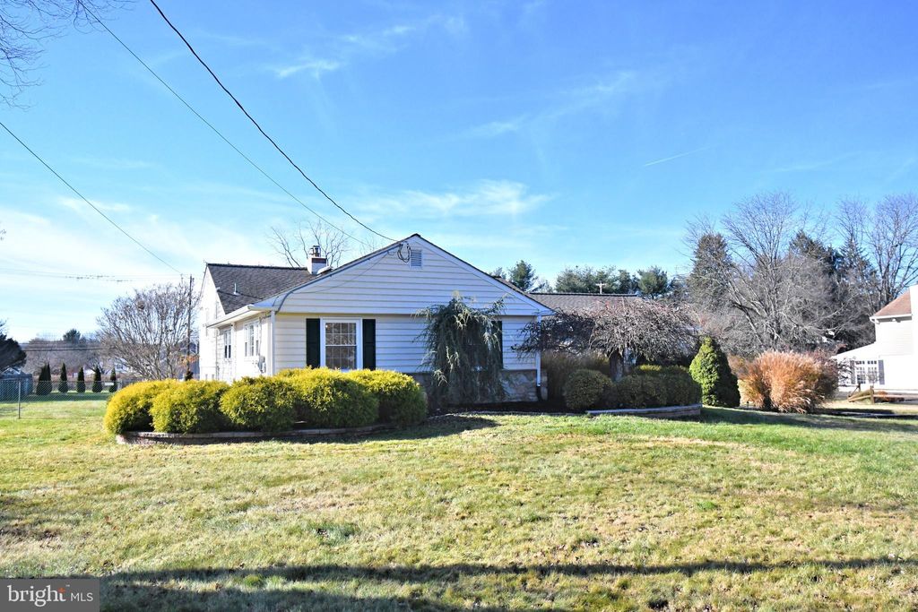 Photo of 1650 Janney Terrace, LANGHORNE, PA 19047 (MLS # PABU2110094)