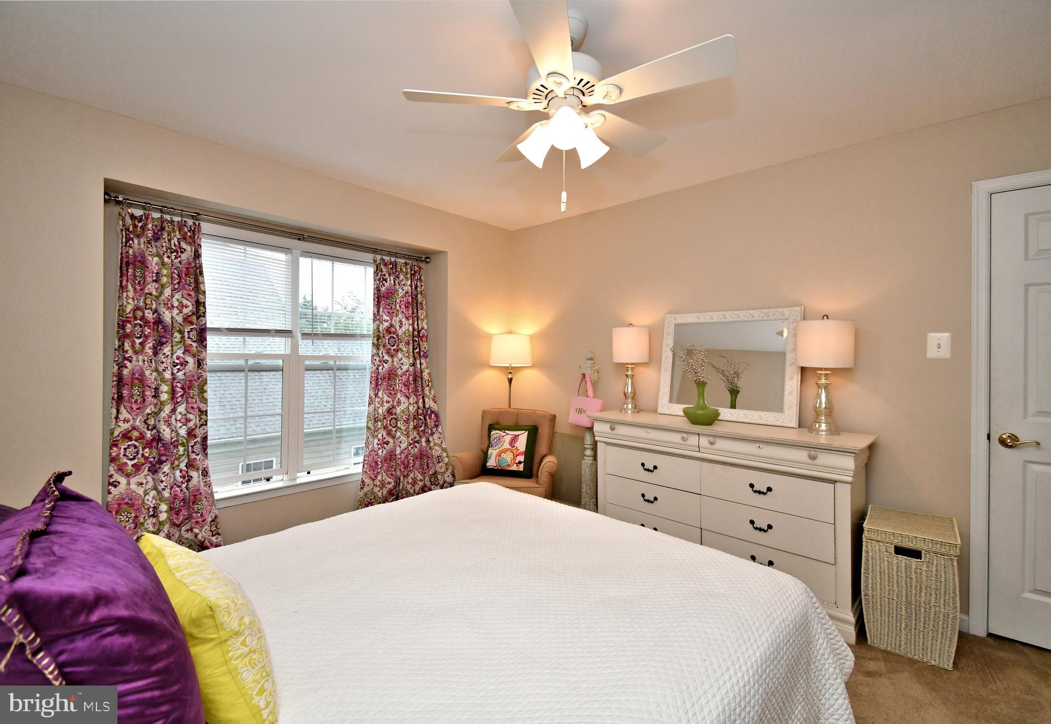 RIVERCREST - Residential