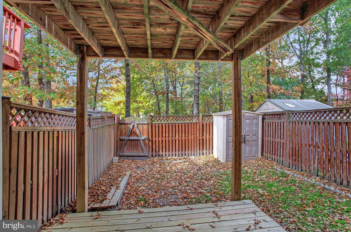 CARRIAGE PINES/LAKE VILL - Residential