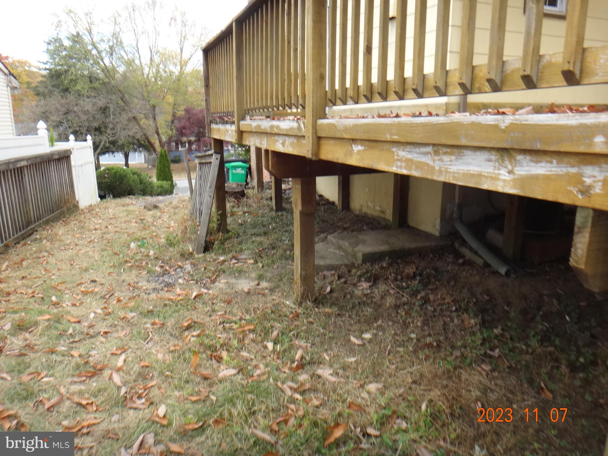 WEST LAUREL - Residential