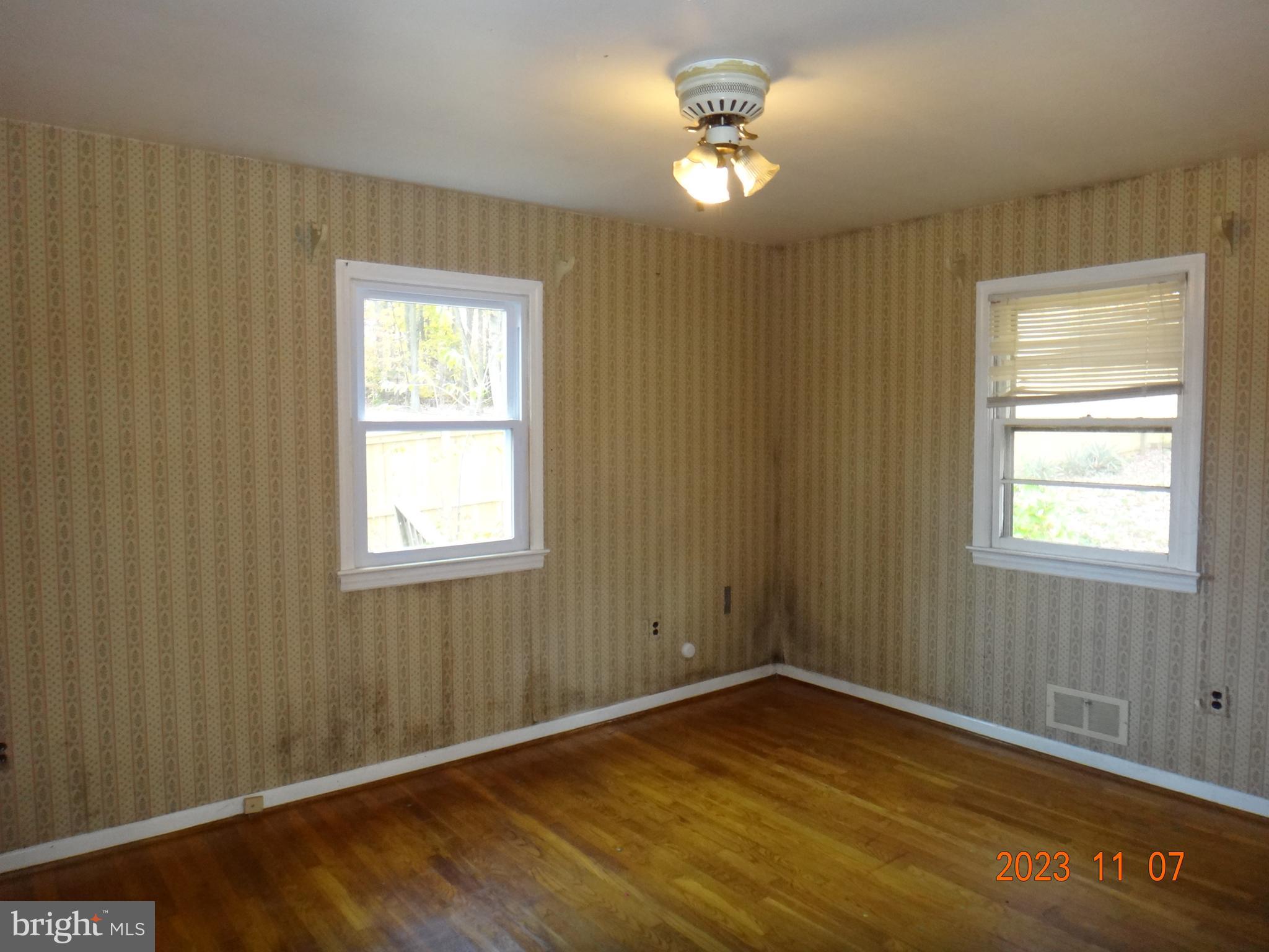 WEST LAUREL - Residential