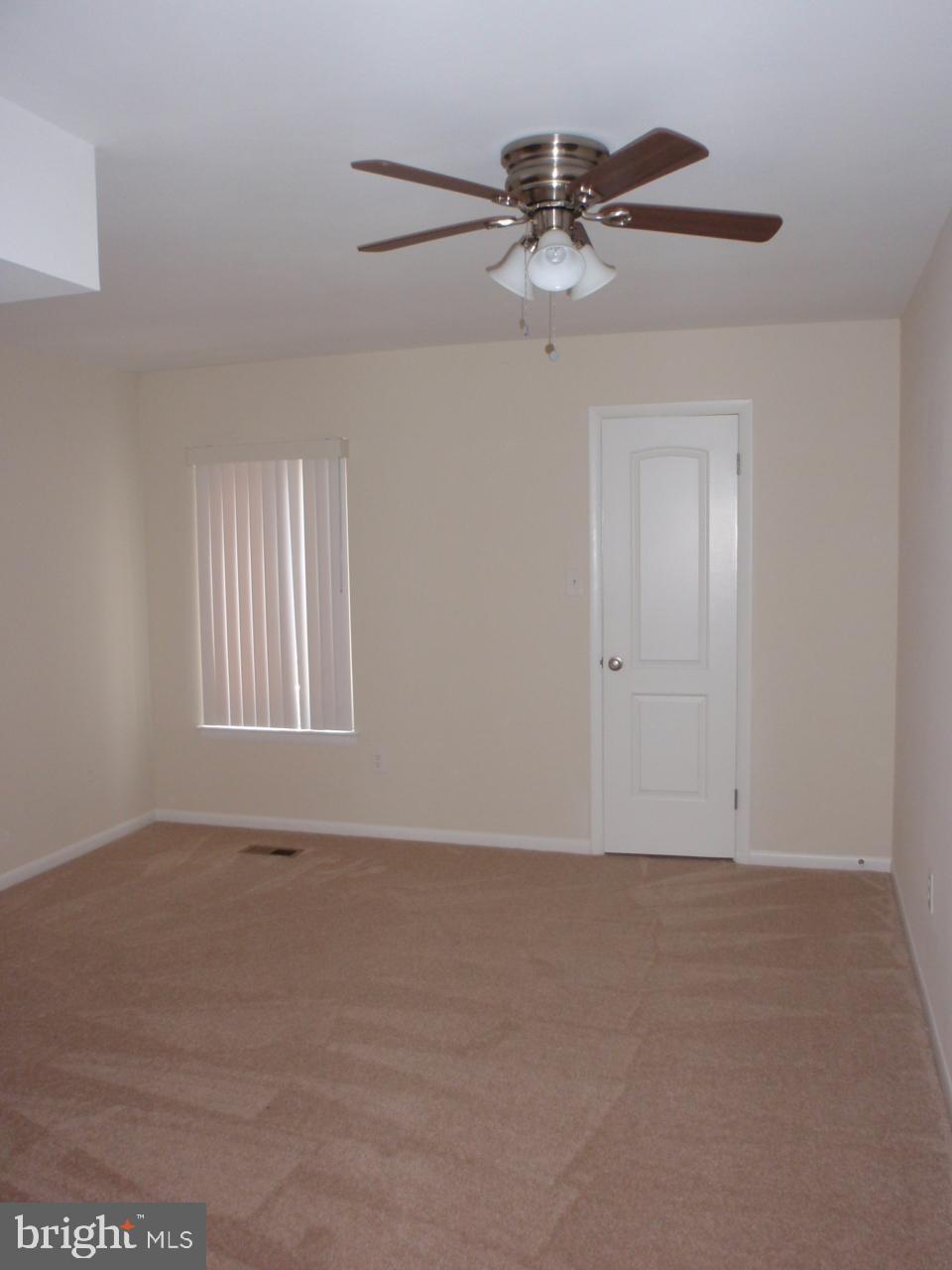 SOUTHAMPTON - Residential Lease