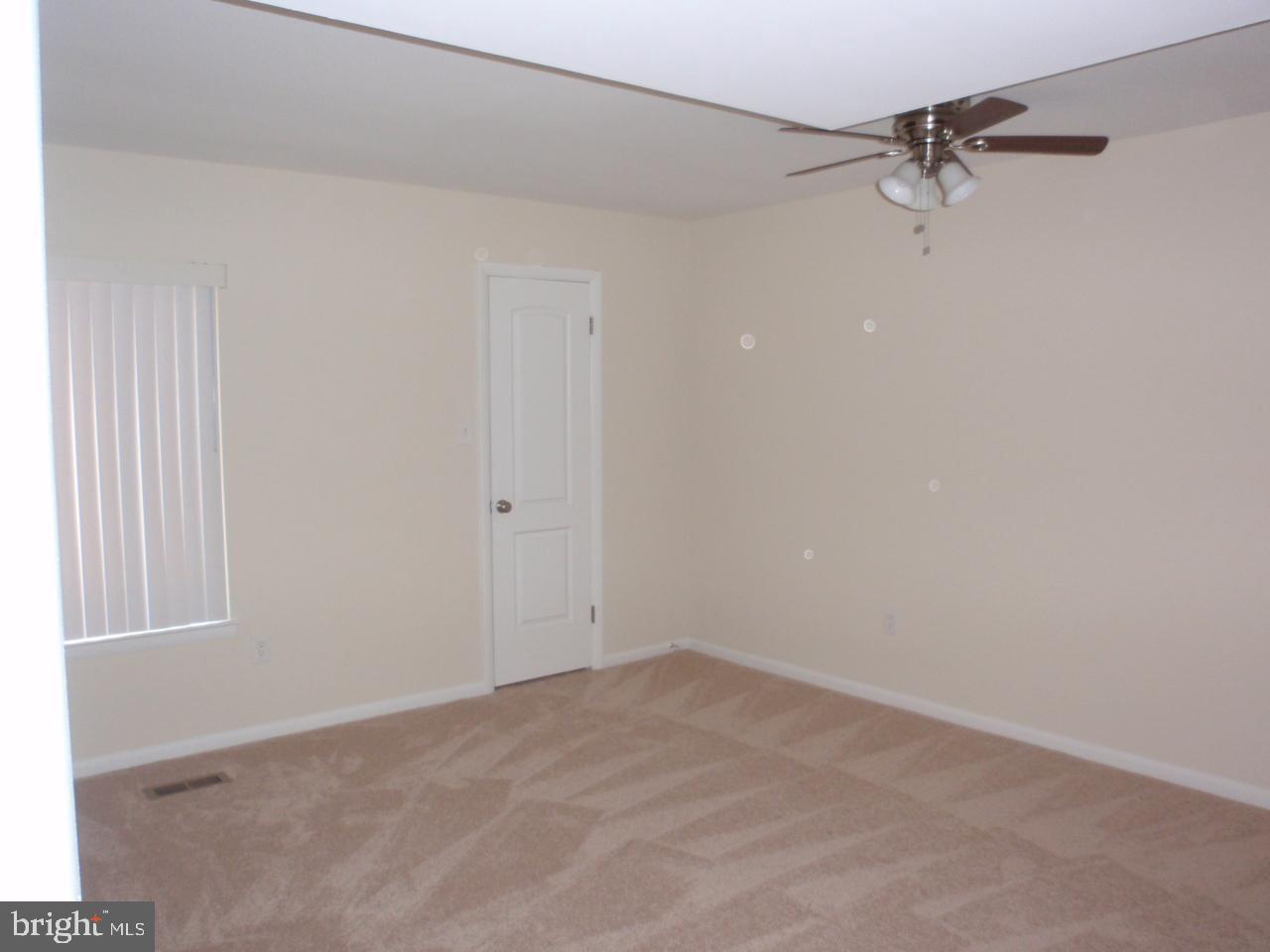 SOUTHAMPTON - Residential Lease