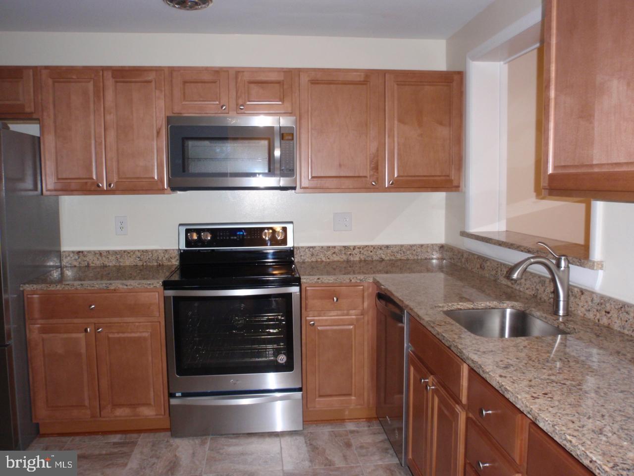 SOUTHAMPTON - Residential Lease