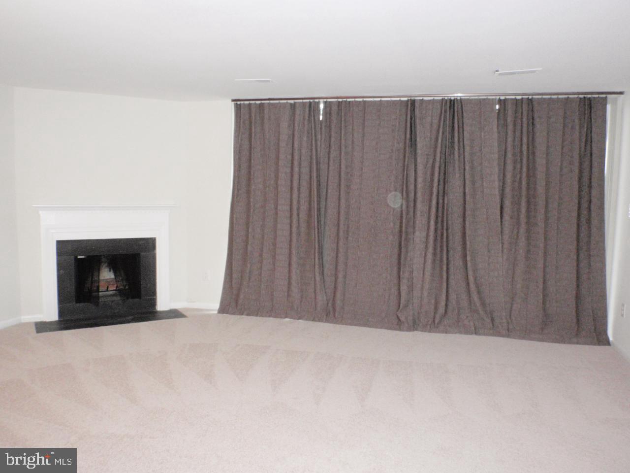 SOUTHAMPTON - Residential Lease