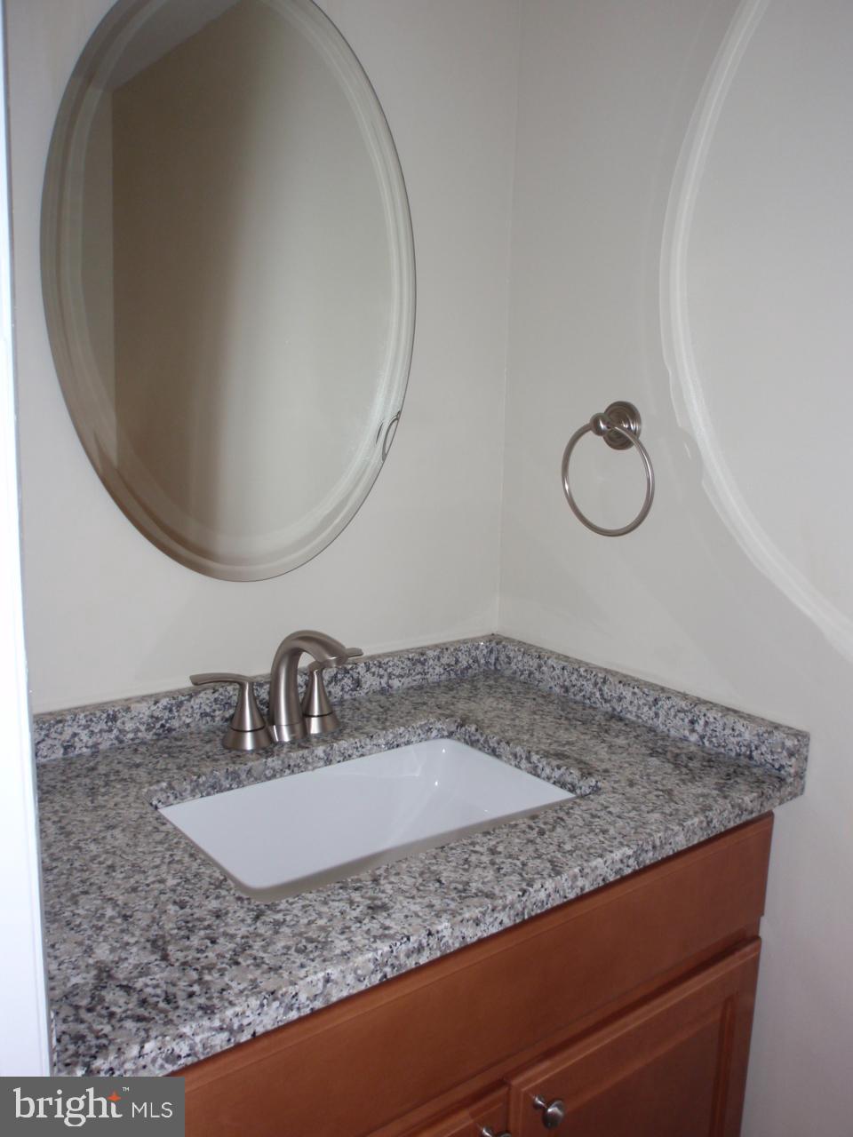 SOUTHAMPTON - Residential Lease