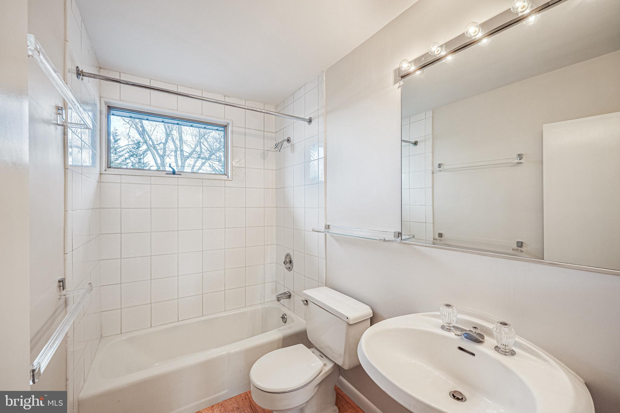 THORNLEIGH - Residential