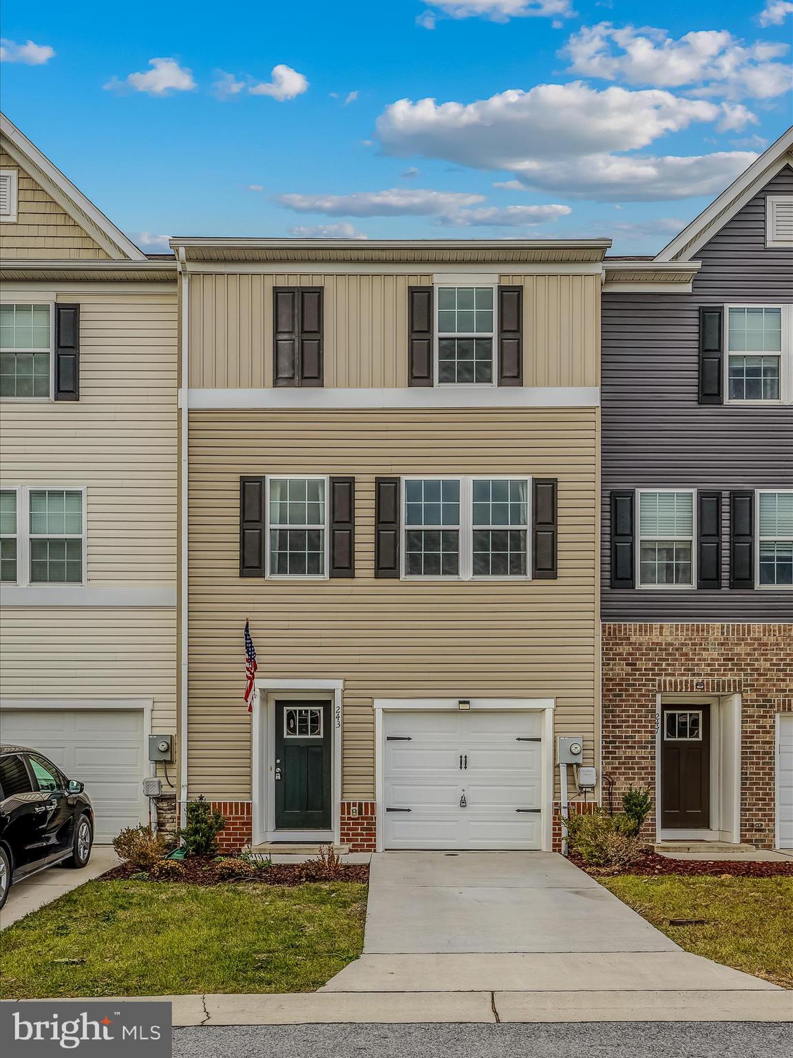 BERKELEY RIDGE - Residential Lease