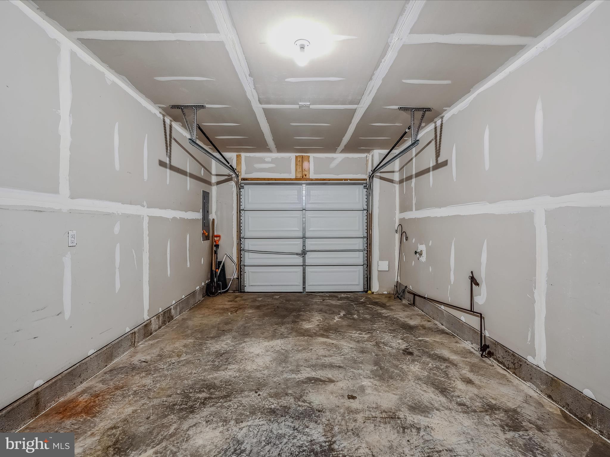 BERKELEY RIDGE - Residential Lease