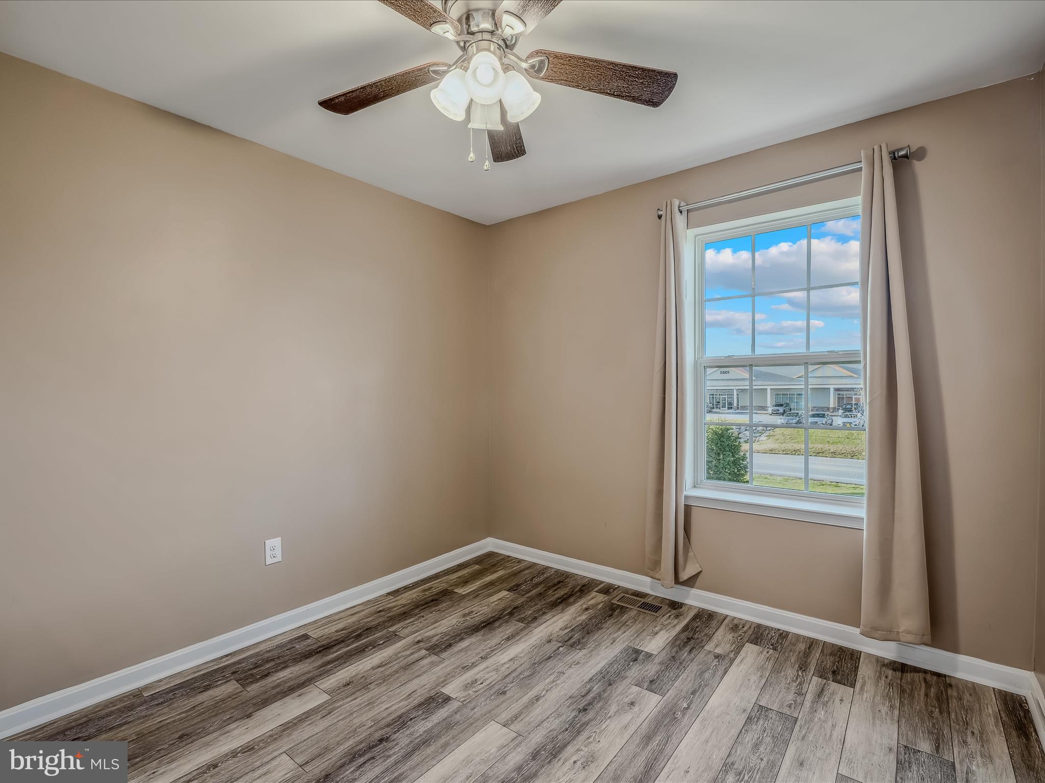 BERKELEY RIDGE - Residential Lease