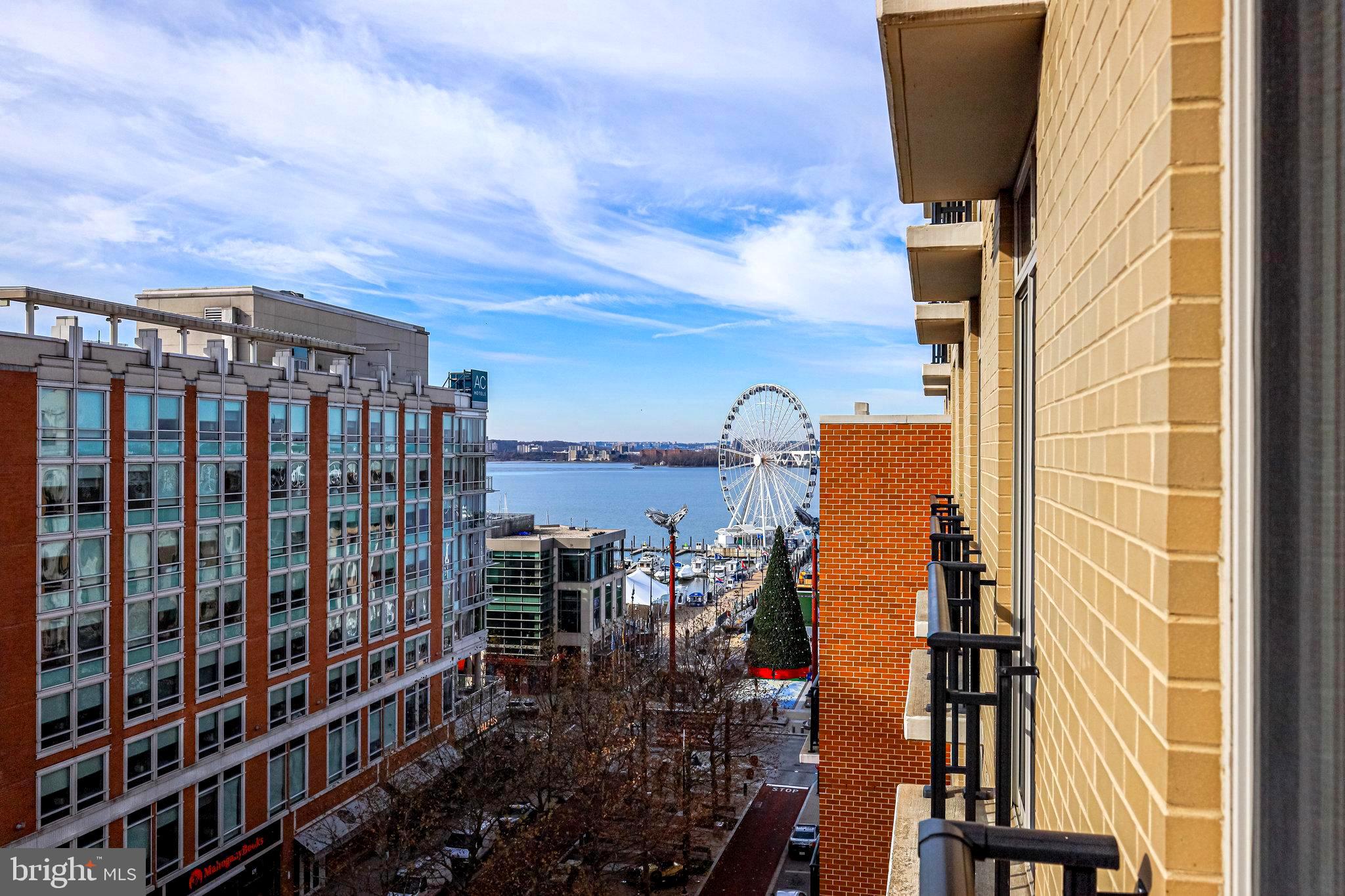 ONE NATIONAL HARBOR CONDOMINIUM - Residential