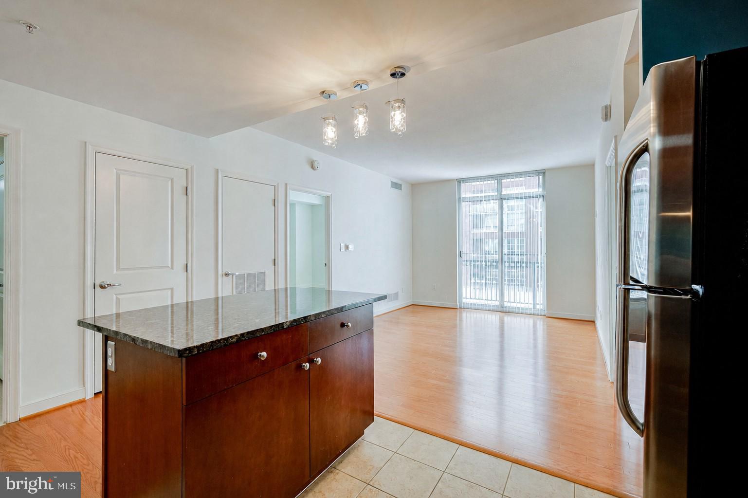 ONE NATIONAL HARBOR CONDOMINIUM - Residential