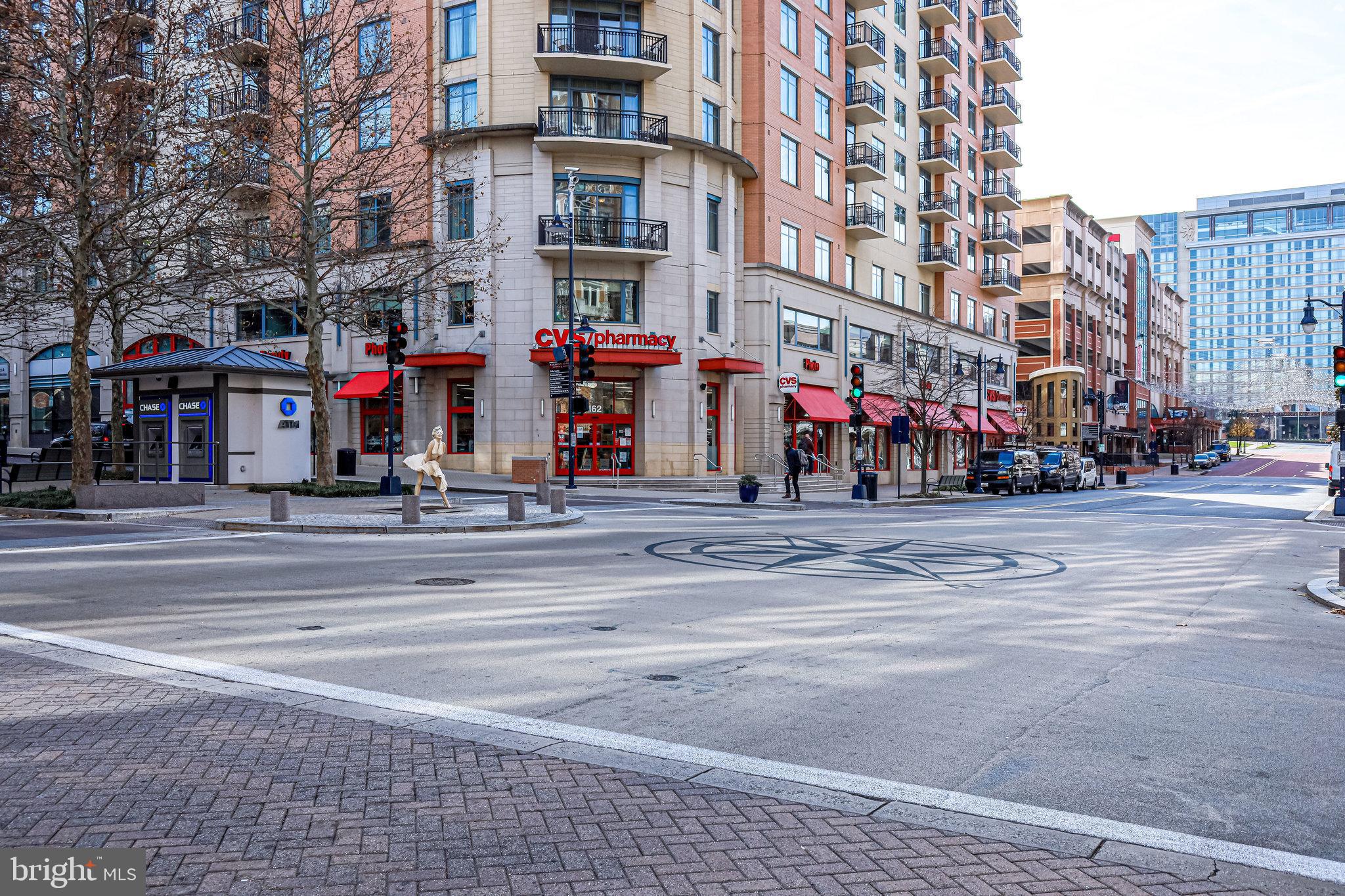 ONE NATIONAL HARBOR CONDOMINIUM - Residential