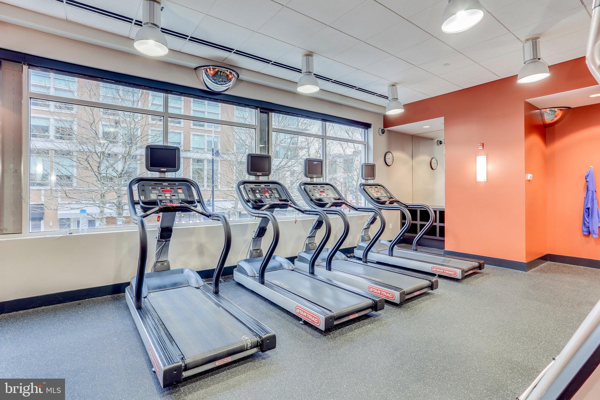 ONE NATIONAL HARBOR CONDOMINIUM - Residential