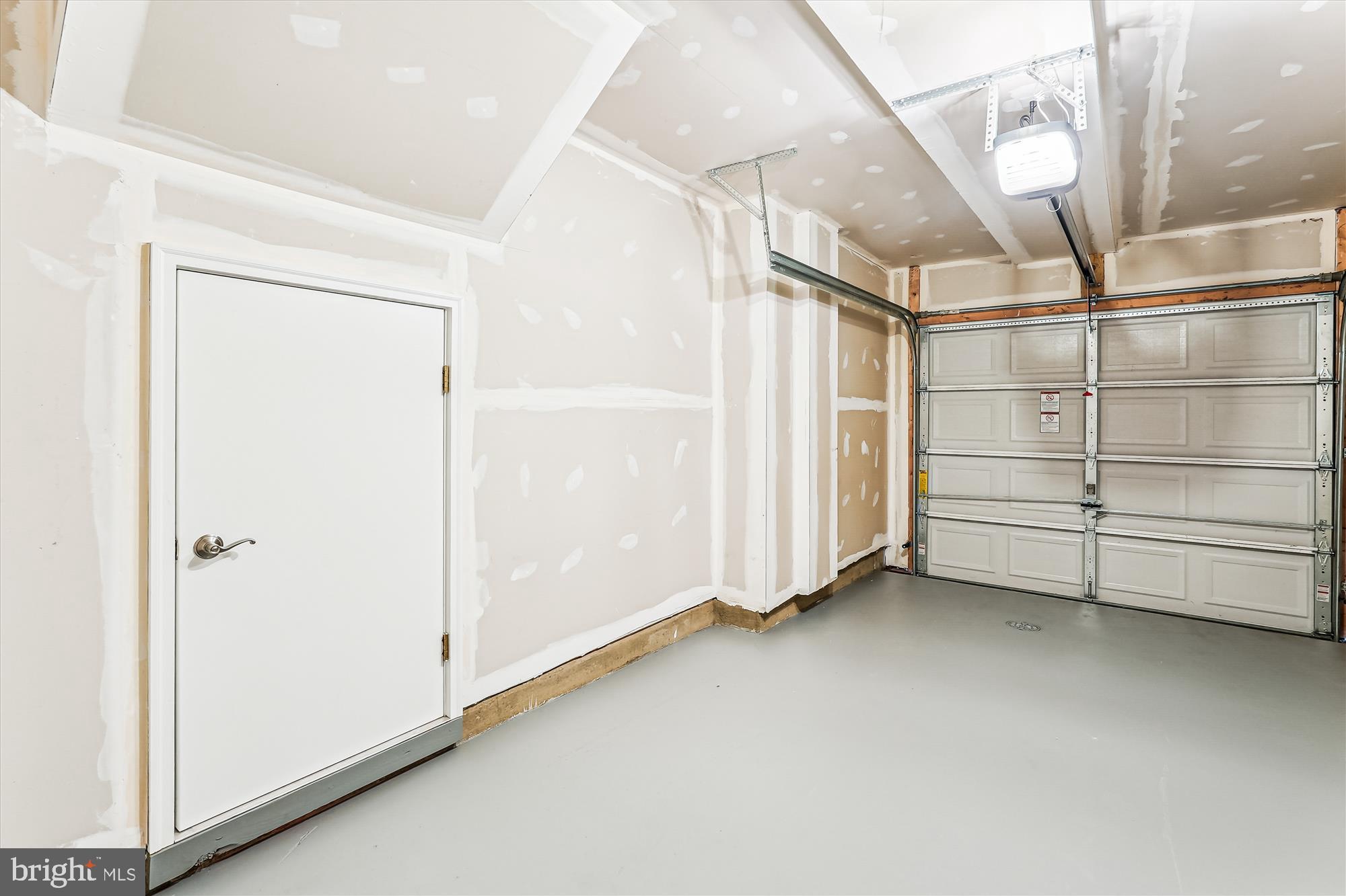 HERITAGE CROSSING CONDOMINIUM - Residential