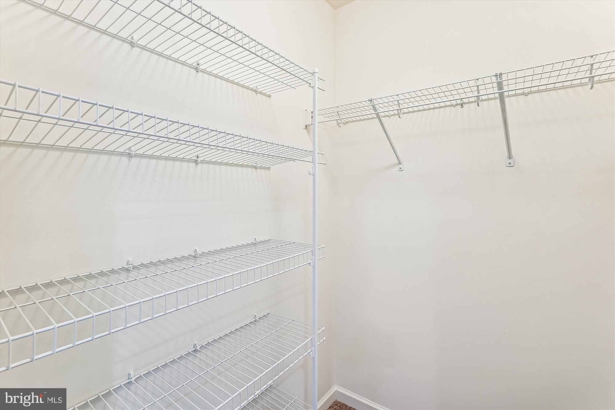 HERITAGE CROSSING CONDOMINIUM - Residential