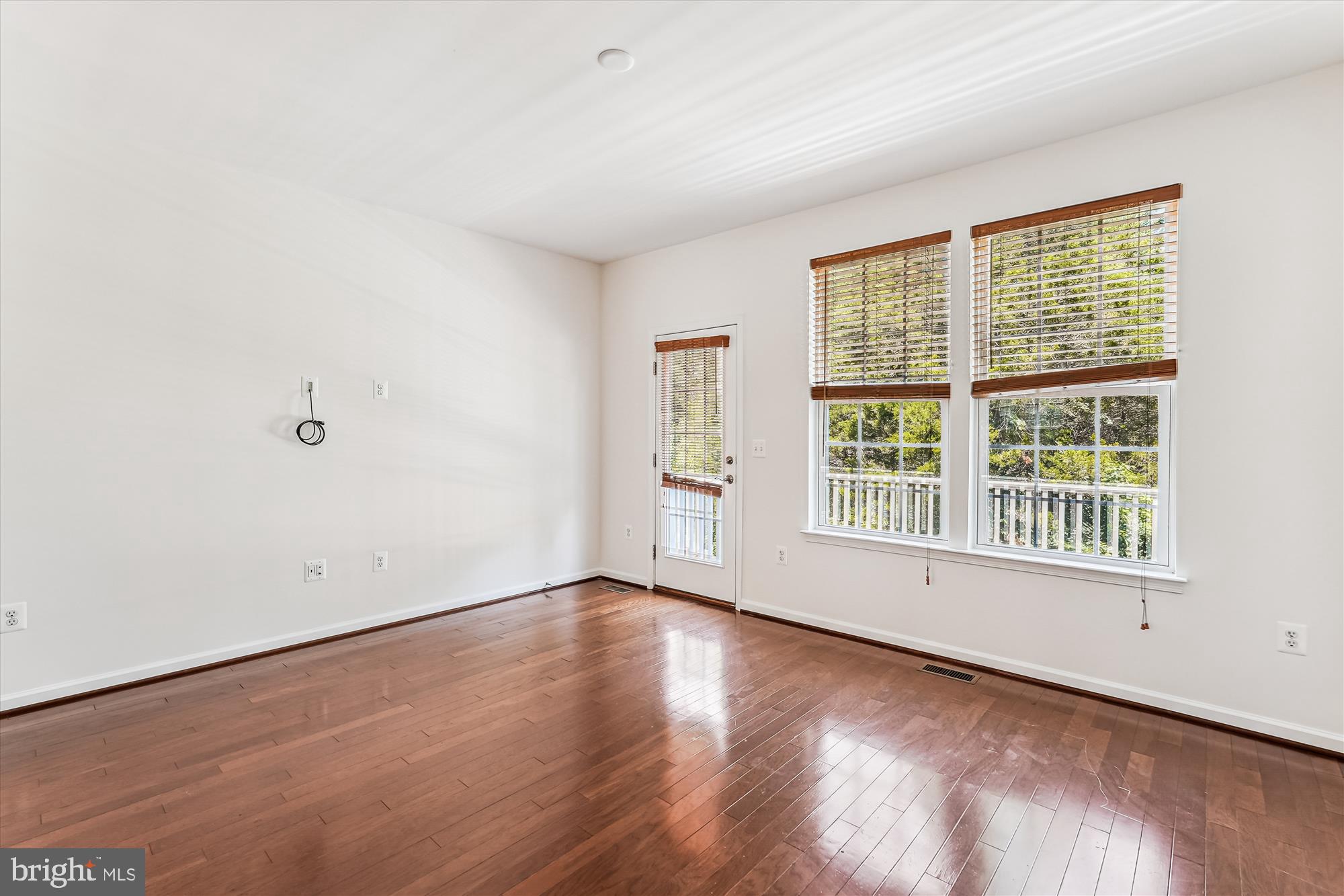 HERITAGE CROSSING CONDOMINIUM - Residential