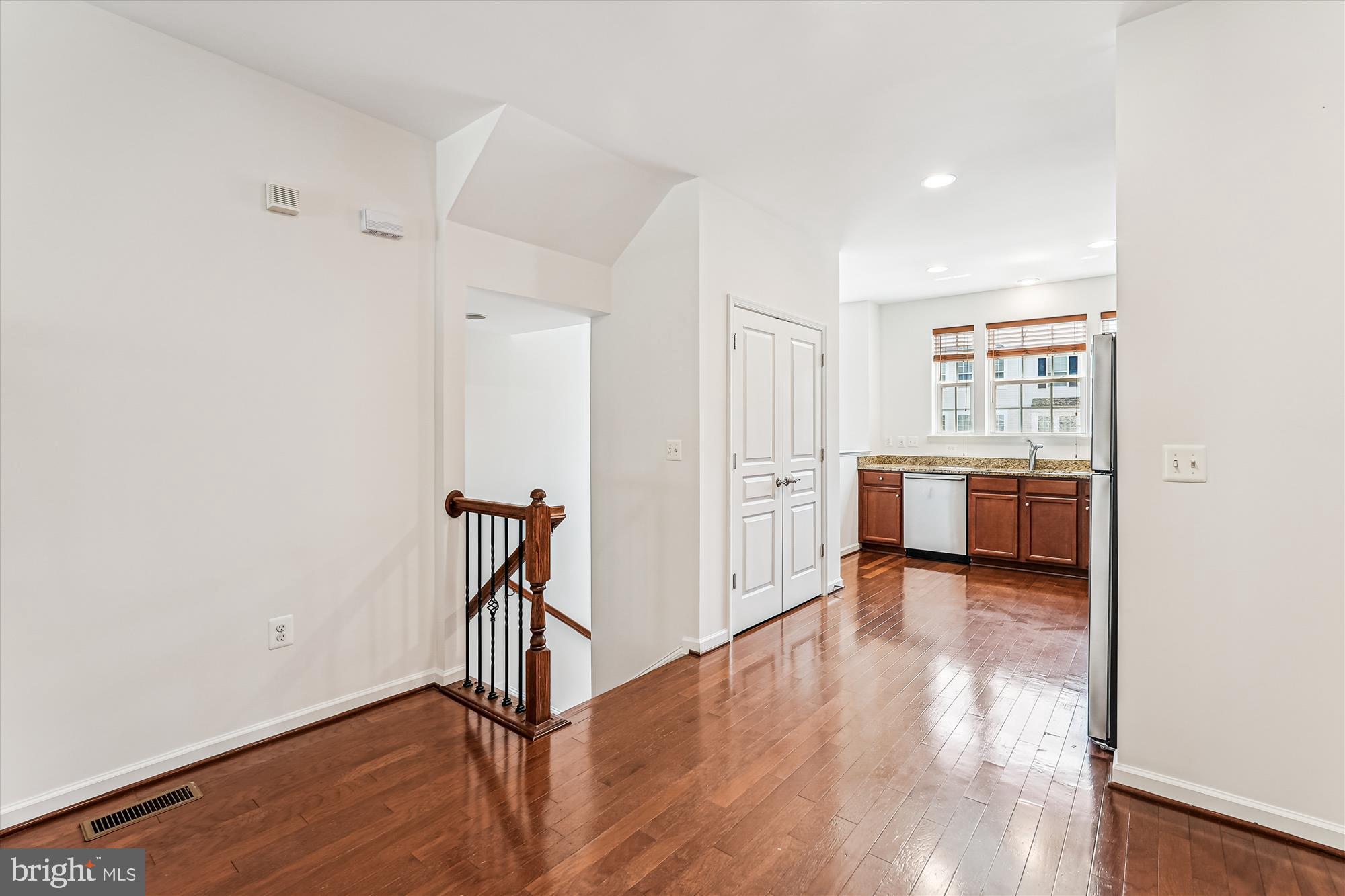 HERITAGE CROSSING CONDOMINIUM - Residential