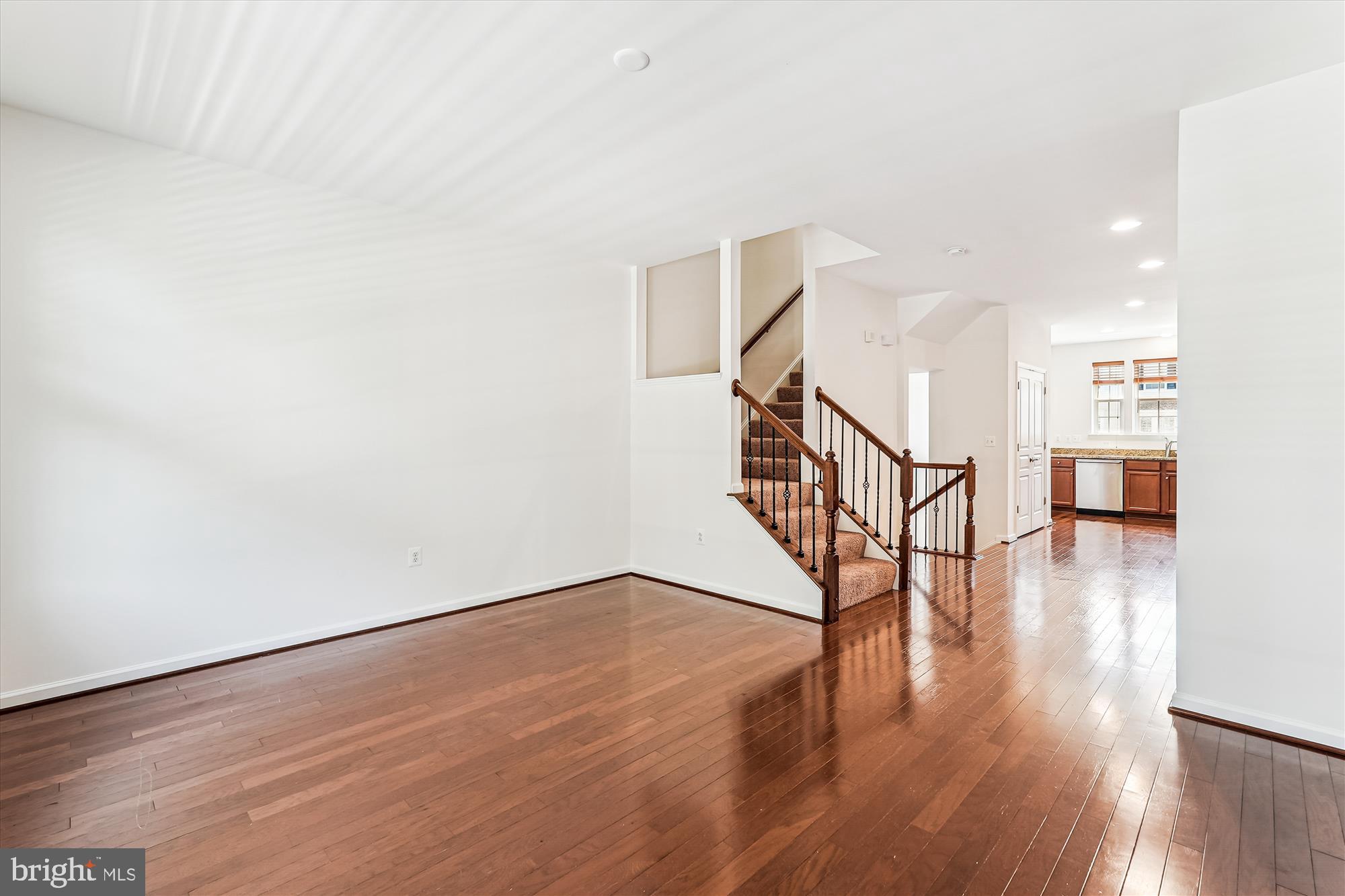 HERITAGE CROSSING CONDOMINIUM - Residential