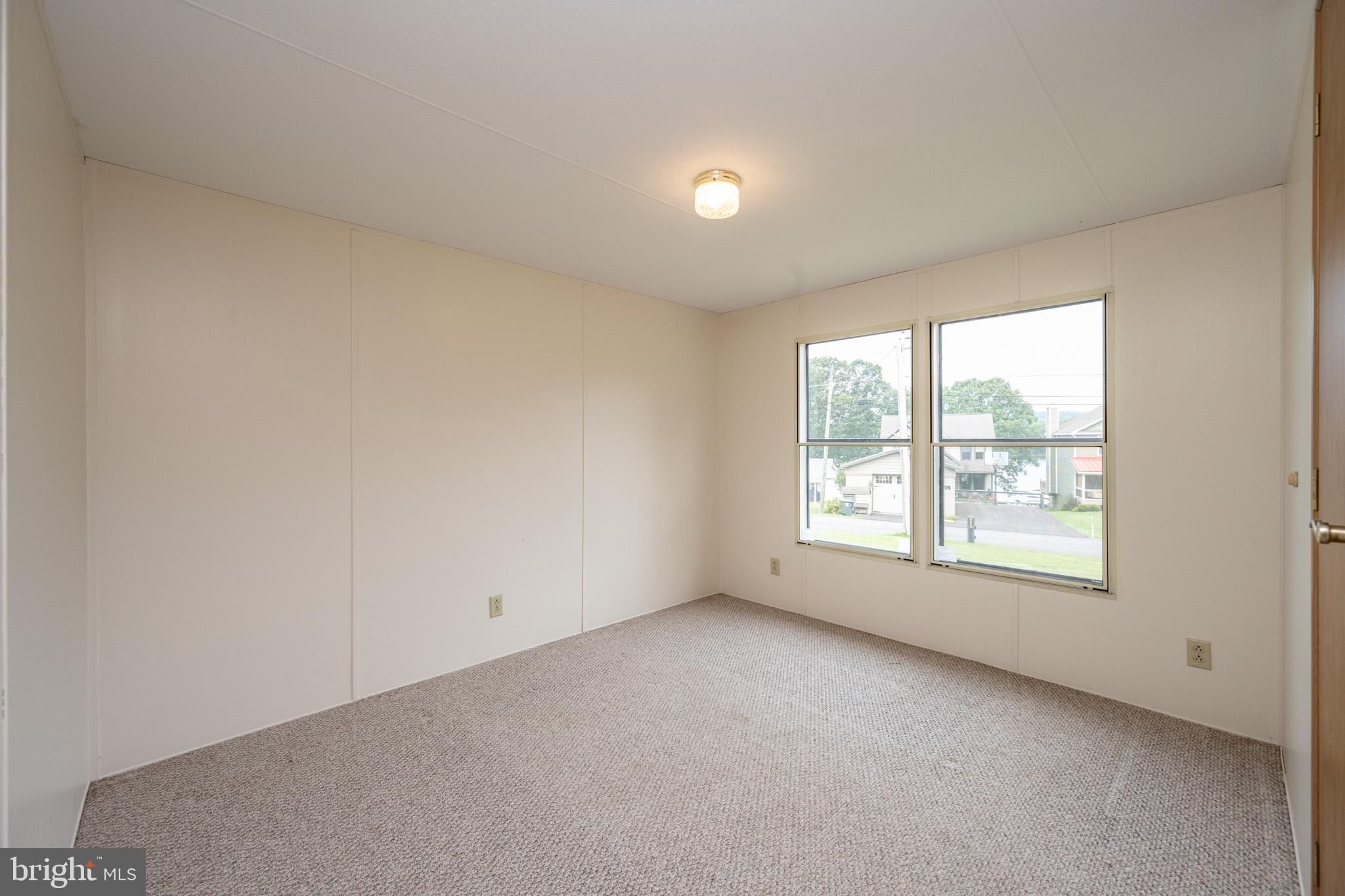 HAZELHURST - Residential