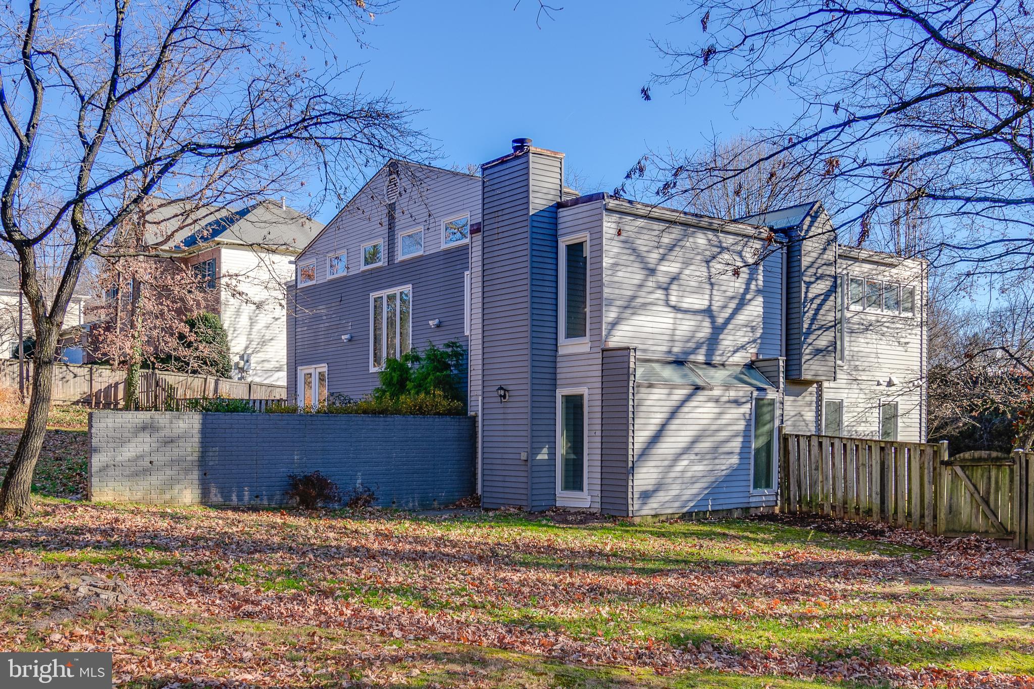 FAIR OAKS ESTATES - Residential Lease