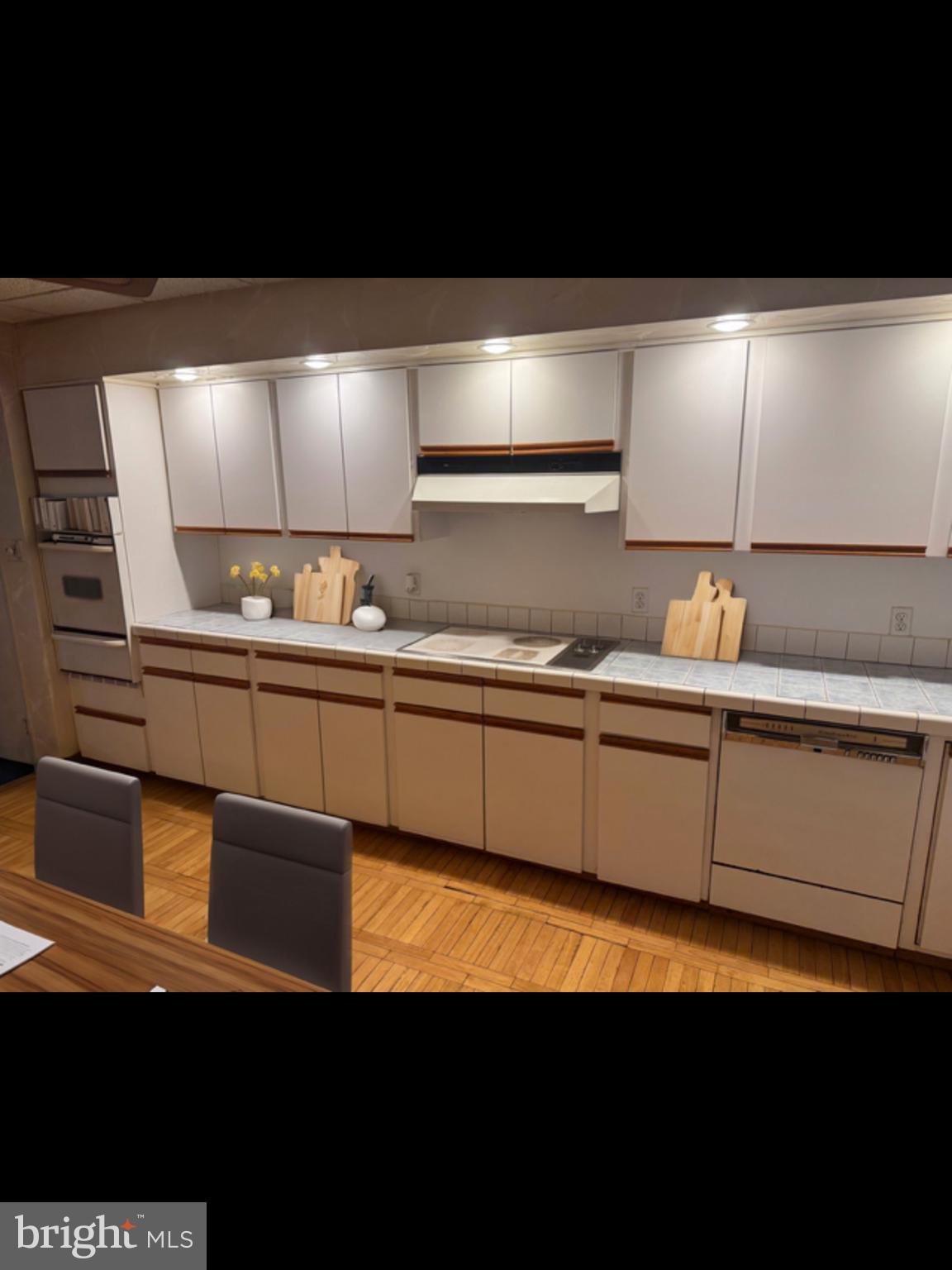 PHILADELPHIA (SOUTH) - Residential