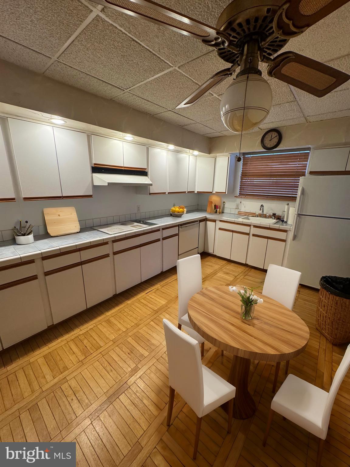 PHILADELPHIA (SOUTH) - Residential