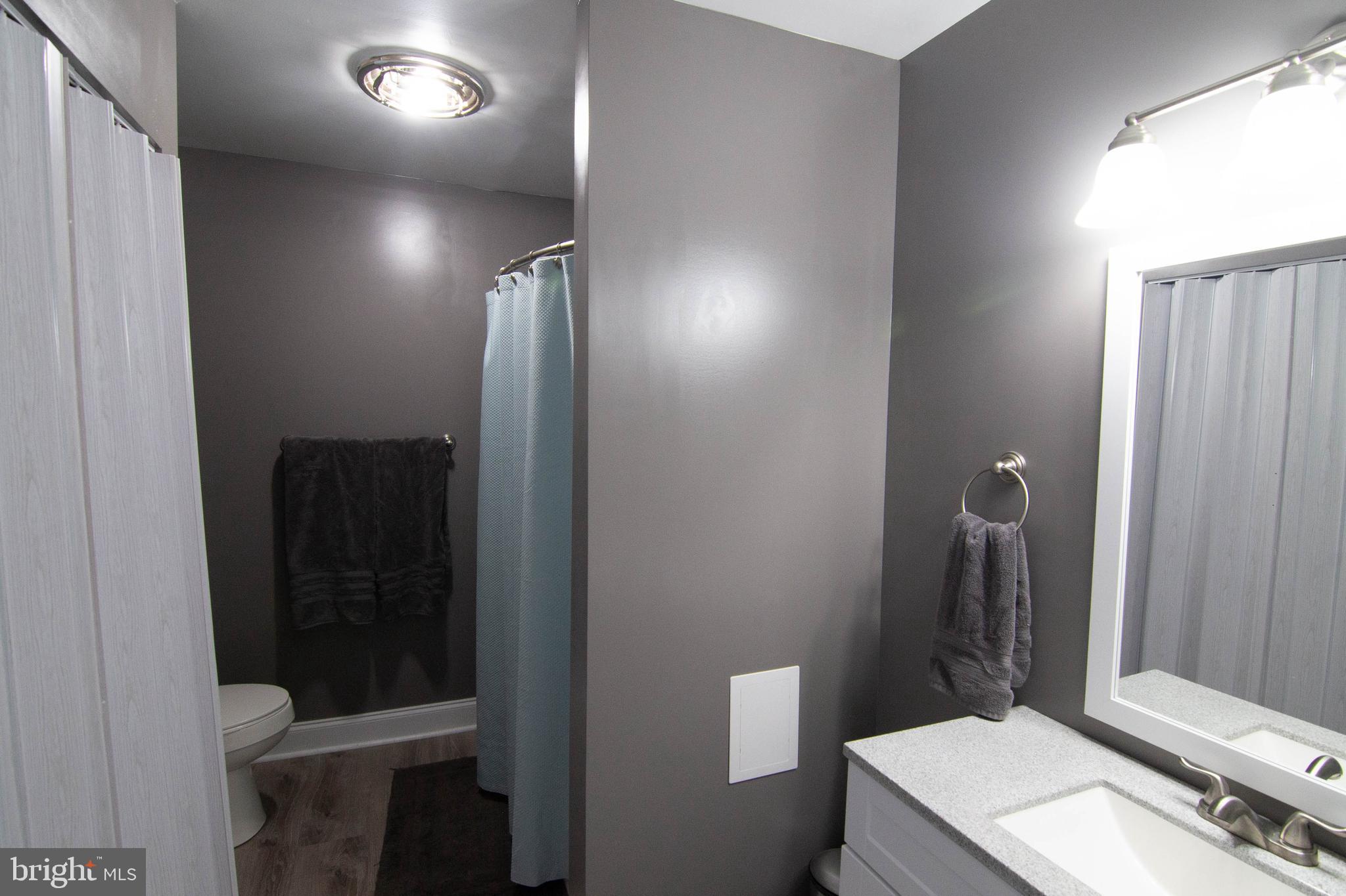 KENT ISLAND ESTATES - Residential Lease