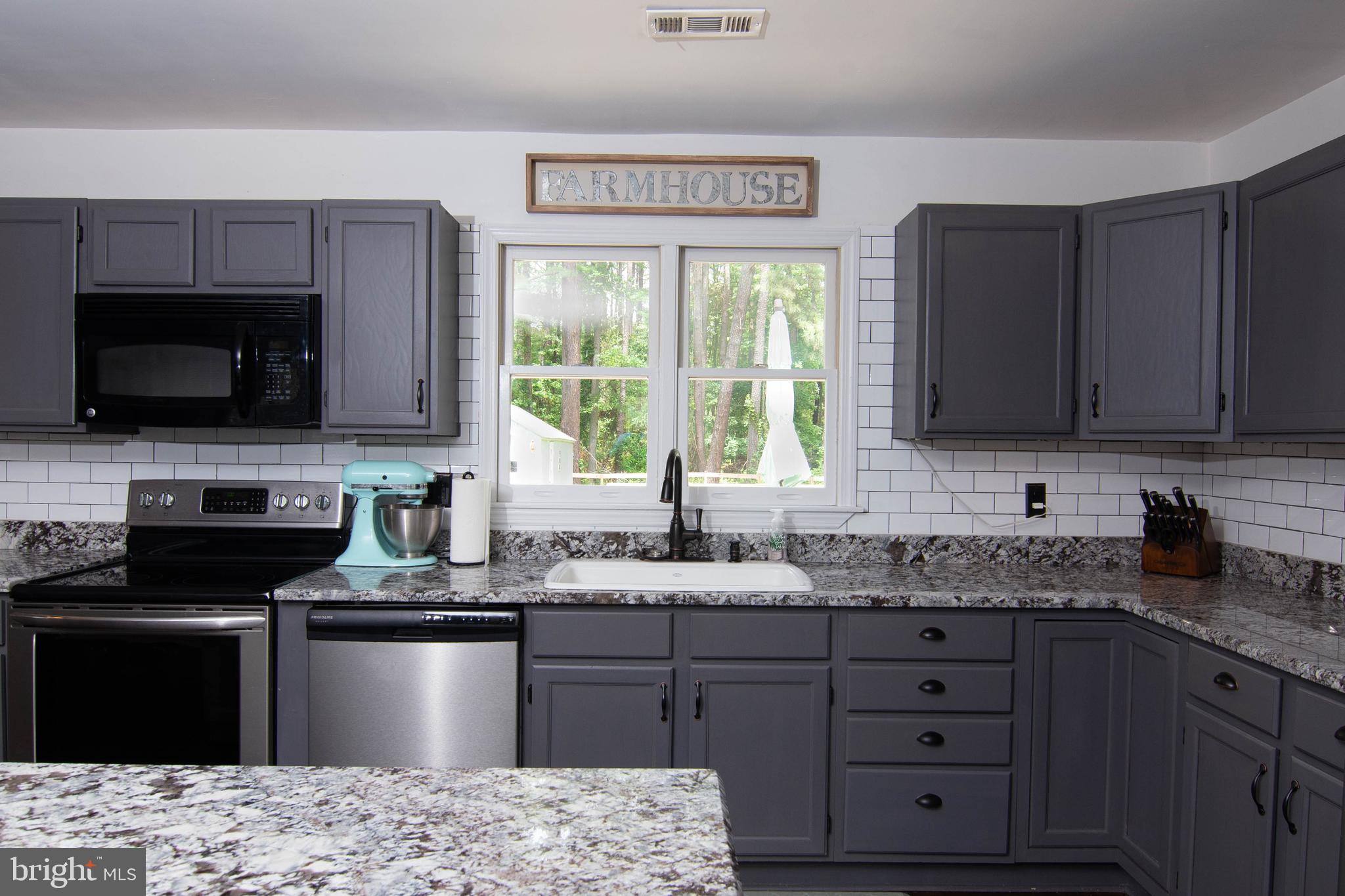 KENT ISLAND ESTATES - Residential Lease