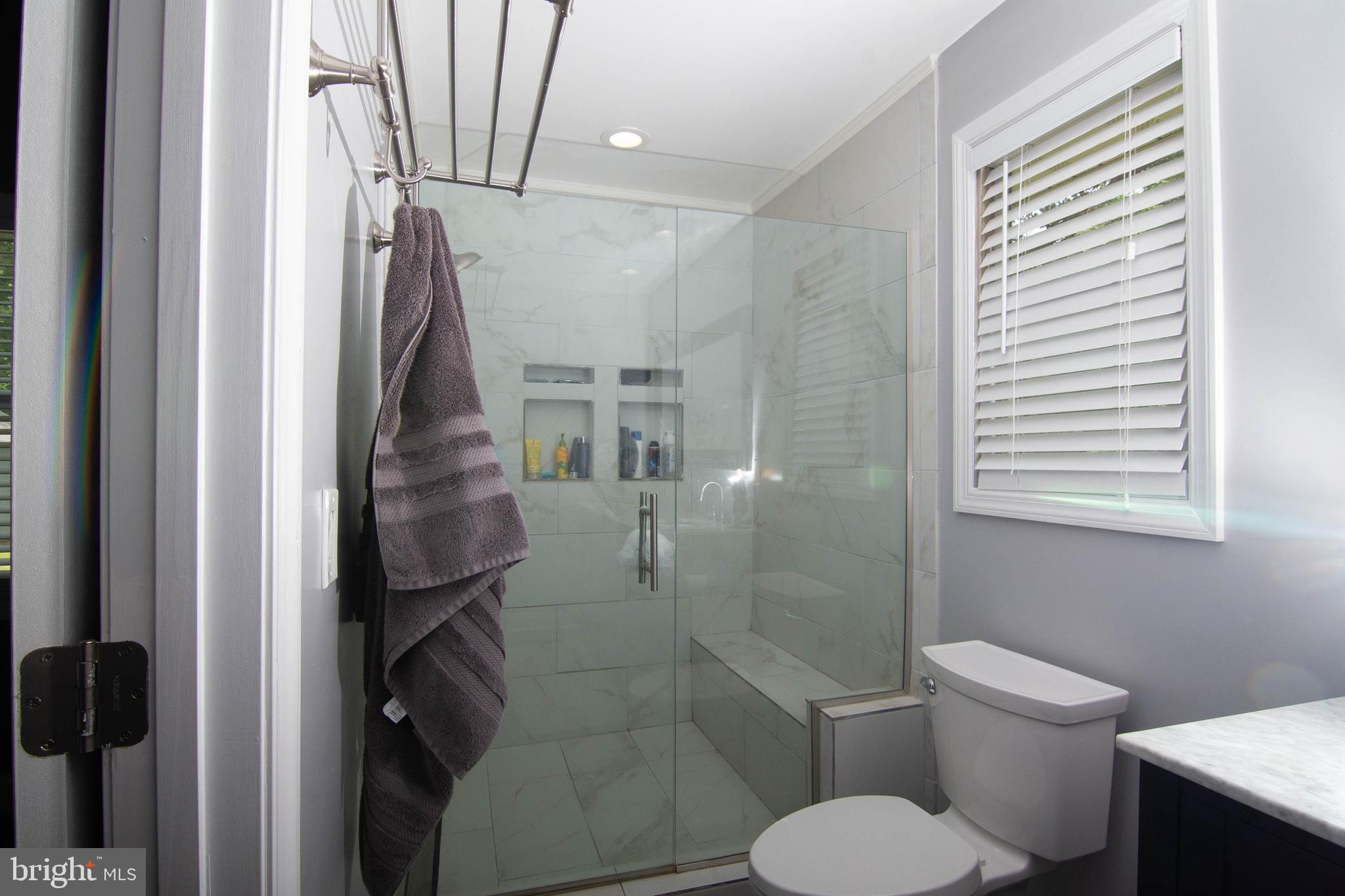 KENT ISLAND ESTATES - Residential Lease