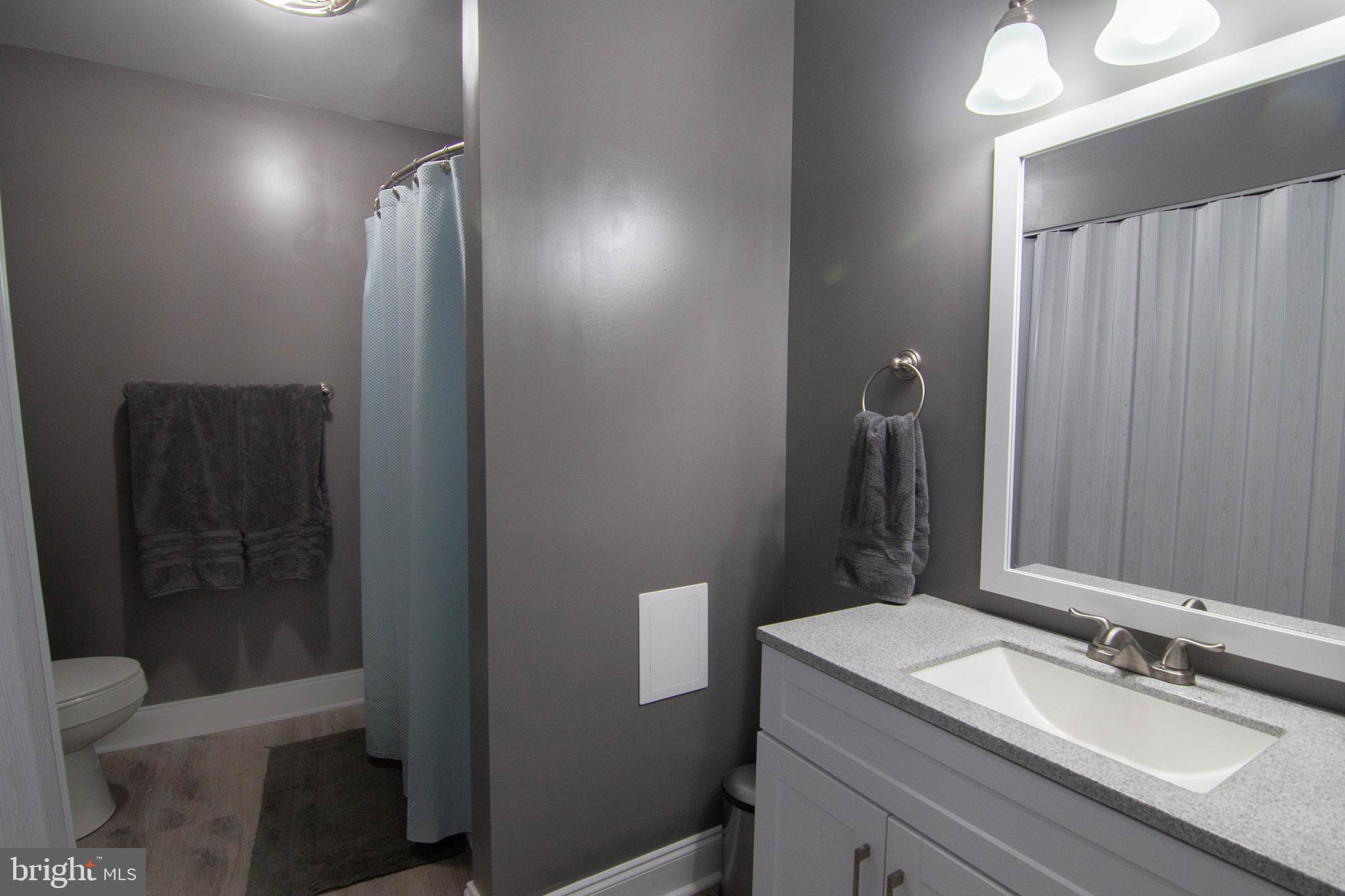 KENT ISLAND ESTATES - Residential Lease