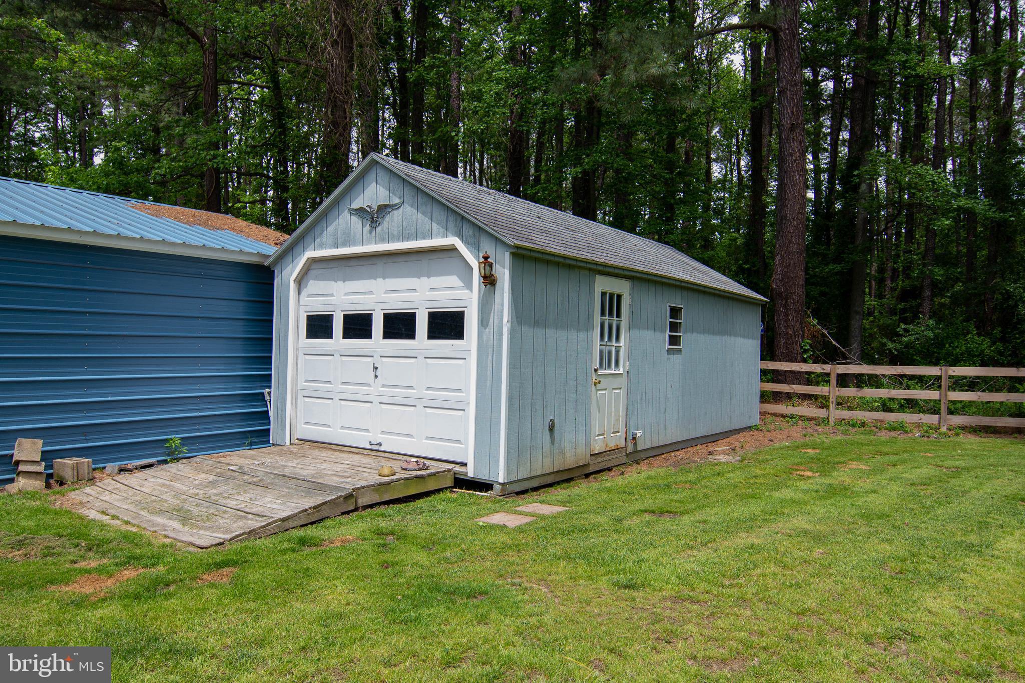 KENT ISLAND ESTATES - Residential Lease