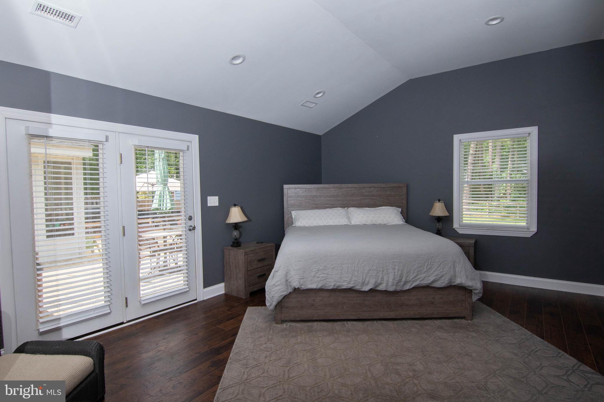 KENT ISLAND ESTATES - Residential Lease