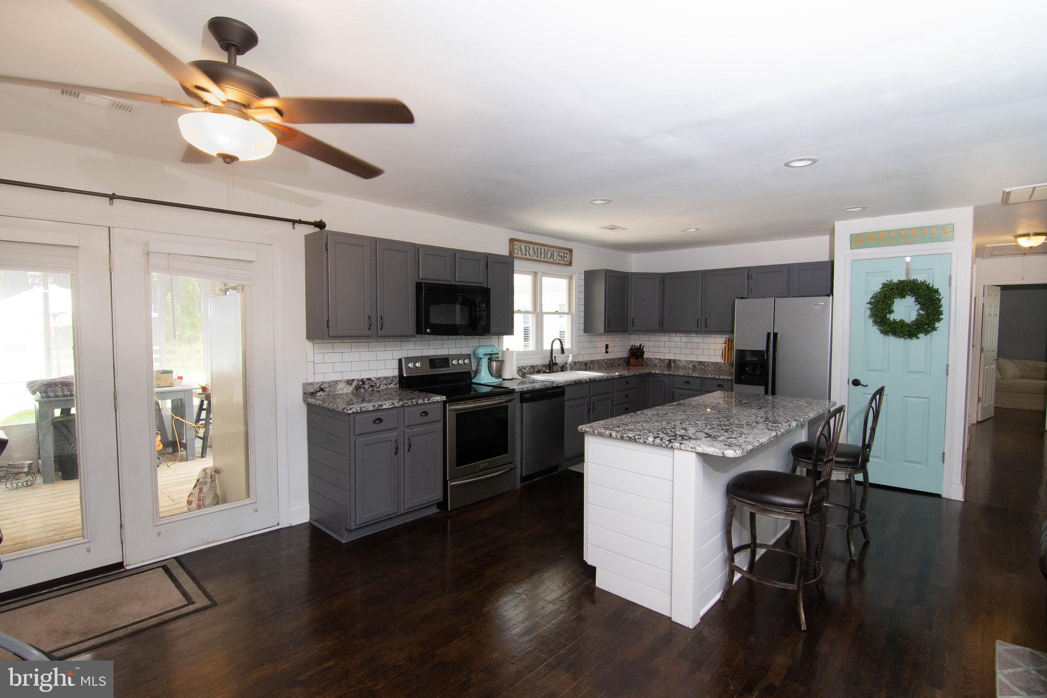 KENT ISLAND ESTATES - Residential Lease